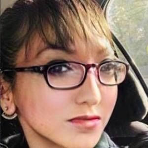 Meet your Posher, Jennie